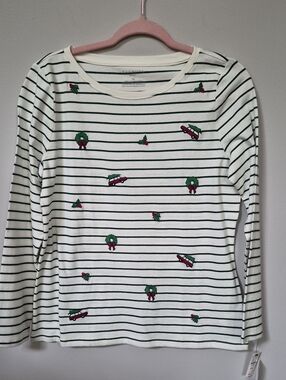 Talbots Knit Top Womens MP White Striped Holiday Embroidered Wreaths Holly Truck
